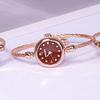 Relógio Pulseira Aberta Feminino Relógio Temperamento Decorativo Relógio Casual Nicho Quartzo