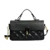 Bolso de mano de lujo ligero de alta gama, bolso de hombro con cadena estilo Chanel, bolso cruzado simple para el día a día