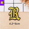Parche Bordado con Letras y Números Romanos Antiguos Dorados con Adhesivo Termofusible. Insignia Bordada Parche Pequeño Emblema Parche de Tela Accesorios para Ropa
