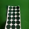 Todos los accesorios de billar están completamente disponibles, incluyendo lijas de plástico perforadas, herramientas de reparación de puntas de cobre, prensadores de puntas y soportes altos/bajos.