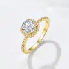Anillo Cuadrado Pequeño de Plata de Ley 925 con Diamante Sintético de Circonita de 1 Quilate para Mujer Estilo Europeo Americano ins Nicho Sensación de Alta Gama Banda de Anillo de Boda