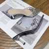 Pantuflas de tacón alto con forma de corazón plateadas estilo francés para mujer, sandalias elegantes de punta abierta para verano, adecuadas para combinar con vestidos, zapatos de tacón de gatito