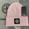 Gorro de Tricô Transfronteiriço Feminino Europeu e Americano Workwear Casual Chapéu de Lã Quente Chapéu Baotou Proteção Auricular à Prova de Frio Chapéu de Frio Casal Faculdade