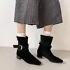 Botas femininas de salto médio com bico quadrado e fivela para comércio exterior transfronteiriço, novas botas curtas pretas slip-on outono e inverno, botas Martin de salto grosso emagrecedoras
