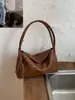 Bolsa de nicho transfronteiriça estilo francês feita à mão para mulheres, nova bolsa de ombro versátil casual 2026, bolsa tote simples para o dia a dia