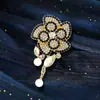 Design de Broche Camélia Retrô Nicho Diamante Flor de Ameixa Broche Luxo Acessórios de Terno de Ponta Corsage
