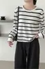 Tricô Listrado Gola Redonda Lã Sintética Tricô Casual Feminino Outono e Inverno 3 Novas Camisas Básicas Slim de Base