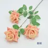 Rosa de Canto 3D com 3 Cabeças em Galho Único Rosa Artificial Flor de Mesa de Hotel Arranjo de Flores para Mesa de Conferência Enfeites de Flores Decorativas para Sala de Estar
