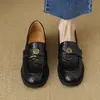 Mocasines populares sin cordones, nuevos para el otoño de 2026, estilo retro británico casual para el trabajo, zapatos de cuero versátiles para mujer