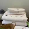 Funda de Cama de Ganso Coreano Modal Tencel Juego de Cuatro Piezas Edredón Refrescante de Verano Bordado de Dibujos Animados Sábana de Tatami Suave