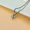 Plata de Ley 925 Europea y Americana Entrada de Lujo Nicho Cadena para Clavícula de Serpiente Nuevo Colgante de Collar con Cabeza de Serpiente Ojo Verde Moda de Lujo