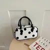Bolso Cruzado Otoño 2026 Bolso de Mano Bolso de Lunares Bolso para el Trabajo Diseño Versátil para Mujer Nuevo Estilo Coreano Nicho Bolso de Bowling