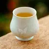 Taza de té de cerámica vidriada tridimensional hecha en fábrica con motivo de mariposa niebla verde, taza de té personal para mujeres, juego de té para uso individual
