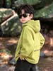2185 Jaqueta com Capuz para Meninos Primavera e Outono 2026 Nova Moda Jaqueta de Outono para Bebê Casaco de Outono Infantil