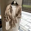 Bufanda de Algodón y Lino Estampada Estilo Étnico Retro Versátil de Moda para Mujer Chal Protector Solar para Habitaciones con Aire Acondicionado Bufanda de Abrigo de Doble Uso