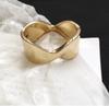 Bow Bracelet textura entrelaçada prata textura de metal largo Moss Wu Bi anel braço decoração braço anel jóias para mulheres