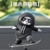 Monos deslizantes de oso patinador para coche, adornos móviles de oso de dibujos animados para coche, pantalla de control central, panel de instrumentos, oso, adornos para coche nuevo