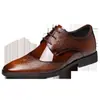 Zapatos de Vestir Formales de Cuero Genuino para Hombres Mayores, Zapatos con Cordones de Patrón de Cocodrilo Puntiagudos para Hombre, Zapatos de Trabajo Brillantes de Retazos