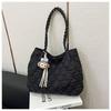 Bolsa de mano estilo dulce al por mayor para mujer 2025 Nueva de moda Bordado de corazón con hilo Bolso de hombro Gran capacidad Bolso de axila