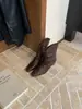 Botas de tornozelo plataforma femininas para aumentar a altura, coleção primavera/outono 2026, botas de cano único com bico fino, adequadas para combinar com saias, botas finas de salto alto