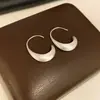 Pendientes Ovalados Cepillados Retro Europeos Colgante de Pendiente de Lujo Ligero con Acabado de Alta Gama Accesorios de Pendientes Estilo Vintage