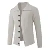 Suéter Cardigan Novo Transfronteiriço 2026, Estilo Casual Preguiçoso Retro Americano, Tricô com Gola Reversível, Jaqueta Masculina de Cor Sólida