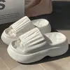Chinelos plataforma com aumento de altura femininos verão 2025 nova moda versátil antiderrapante sapatos de praia sandálias e chinelos eva para mulheres