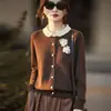 Jaqueta Suéter de Tricô 2026 Outono/Inverno Nova Versátil Fashionável Feminina Solta Tricô de Lã Gola Reversível Jaqueta Cardigan