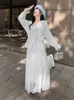 Nova Coleção Outono/Inverno 2026: Conjunto de Suéter com Cardigã de Tricô com Detalhe de Amarração + Saia com Painel de Renda, Estilo Elegante e Suave para Mulheres