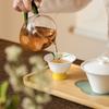 Taza de Degustación de Té Feliz Pintada a Mano Pura Blanco Dulce Taza Individual Taza Maestra Juego de Té Kung Fu de Cerámica para el Hogar Pequeña Taza de Té de Boca de Flor de Pie Alto