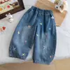 Calça Feminina 2026 Novo Estilo Roupa de Outono para Bebê Menina Roupa Externa Calça de Perna Larga Temporada de Primavera e Outono Jeans Estiloso para Crianças Início do Outono