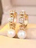Ear Cuff de Zircônia Cúbica Vazada Pérola Estilo Ins Suave para o Dia a Dia Simples Leve Luxo Brincos Banhados a Ouro