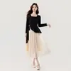 Outono 2026 Novo Moda Quadrado Francês Simples Irregular Design Cor Contrastante Malha Vestidos Longos e Curtos