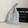 Bolsa Tote Retrô da Moda Cor Sólida Grande Capacidade Bolsa de Axila Feminina Nova Casual Estilo Chanel Bolsa de Ombro Portátil