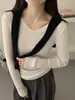Malha Fina de Lã com Gola V de Cor Sólida e Mangas Longas para Mulheres Outono Inverno Simples Modelador Camada Base Top Preto