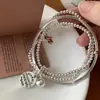 Moda Coreana Exquisito Pulsera con Colgante de Letra de Perlas Redondas de Tres Capas Lujo Ligero Perlas Redondas Multicírculo Versátil Accesorio de Mano Venta Caliente