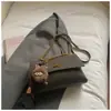 Cadena de Invierno Bolso de Mujer Súper Trendy Modelo Nuevo 2026 Moda de Alta Gama Bolso de Hombro Sencillo Bolso Cruzado Versátil para el Trabajo