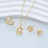 Conjunto de Tres Piezas de Anillo, Pendientes y Colgante de Perla de Agua Dulce Cuadrada para Mujer Moda Popular Simple de Alta Gama Nuevo Estilo