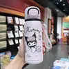 Copo Térmico Sanrio Hello Kitty Kuromi para Meninas, Copo com Duplo Canudo, Garrafa de Água de Grau Alimentício para Crianças e Estudantes