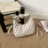 Bolso Cruzado de Hombro Casual de Moda Textura Simple Bolsos Nuevos Otoño 2026 Bolso de Dumpling Elegante con Personalidad para Mujer