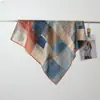 Lenço de Seda Imitação Veludo para Mulheres, Estilo Retro Novo, Estampa Patchwork, Rejuvenescedor, Dupla Face, Cor Diferente, Lenço Quadrado Grande, Toalha de Praia para Viagem, Proteção Solar