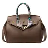 Bolso de Mano de Lujo Ligero Transfronterizo, Bolso Cruzado para Mujer, Estilo Nuevo con Hebilla de Cierre, Bolso de Hombro Versátil, Patrón de Lichi, Bolso de Mano de Alta Gama para el Trabajo