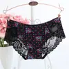 Calcinha Feminina de Renda Respirável Atraente Ultra-Fina para o Verão, Cintura Baixa Sexy com Recortes Estampada, Cintura Média-Baixa