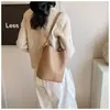 Bolsa Transversal Feminina, Grande Capacidade, Nova Bolsa Saco Outono/Inverno, Estilo Vintage Transfronteiriço Europeu e Americano, Bolsa Feminina Popular da Moda