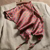 Pañuelo Triangular de Encaje Floral Estilo Francés para Mujer, Estilo Pastoral, Tocado con Lazo Negro para la Cintura, Turbante Vintage, Bufanda de Seda para Protección Solar
