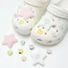 Buraco sapatos acessórios de alta qualidade ervilhas sapatos sapatos flor decorativo fivela diy acessórios jóias chinelos fivela removível sapato fivela