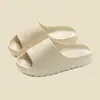 Sensación de pisar mierda chanclas de coco para hombre verano hogar baño ducha interior doméstico suela gruesa uso exterior antideslizantes frescas chanclas mujeres