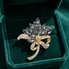Broche de Flor de Taladro con Forma de Ojo Colorido de Industria Pesada Aleación Incrustada Broche de Lazo de Pedrería Corsage para Traje Abrigo Chal