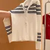 Suéter de Tricô Patchwork Listrado Tendência com Gola Polo Abotoada e Manga Longa para Mulheres, Outono 2025, Ajuste Slim, Top Base