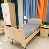 Camas hospitalares e de enfermagem, camas de balanço de madeira individuais e duplas, adequadas para lares de idosos e centros de reabilitação, com opções personalizáveis e venda direta do fabricante